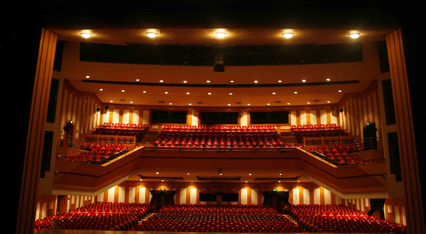 华美紫馨国际剧场（原金沙国际剧场）