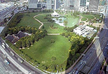 陆家嘴中心绿地第 12 张图片