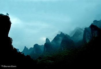 米仓山旅游景区第 4 张图片