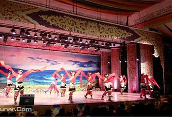 岷江源歌舞大剧院第 3 张图片