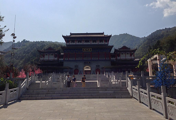 青华山卧佛寺景区第 5 张图片