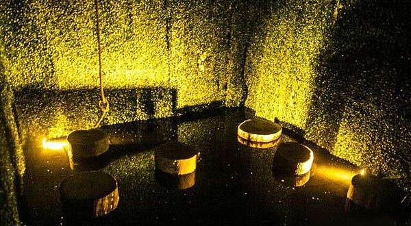 YIC异次元密室逃脱