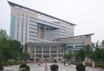 湖北大学第 3 张图片