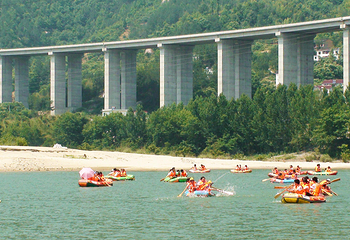 白马潭旅游景区第 9 张图片