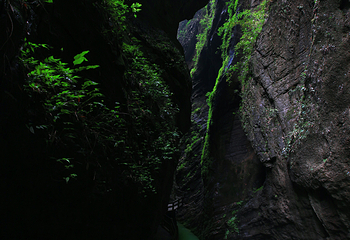 龙水峡地缝第 6 张图片