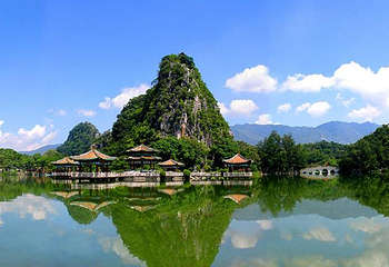 星湖旅游景区第 6 张图片