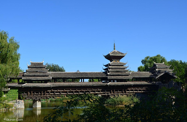 包含景点: 警察博物馆 七彩蝶园 文天祥祠 古崖居 八达岭野生动物园