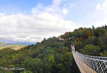 亚布力锅盔山休闲景区第 4 张图片