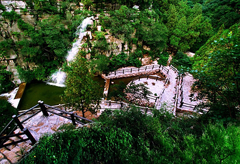 黄金谷山水风景区第 5 张图片