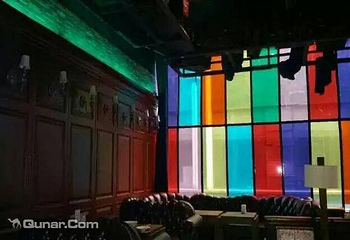 马蹄制服主题酒吧第 2 张图片