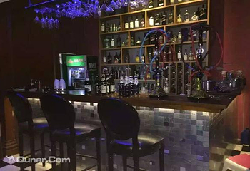 马蹄制服主题酒吧第 5 张图片