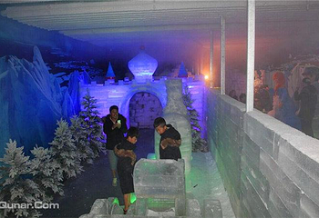 建业冰雪世界消夏嘉年华第 1 张图片
