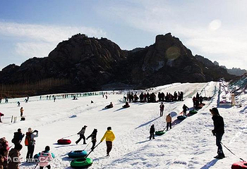 五莲山滑雪场第 24 张图片