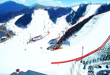伊利希安江村度假村滑雪场第 7 张图片