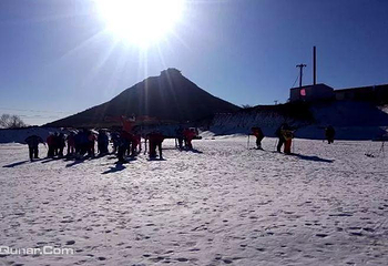 右玉县牛心山滑雪场第 4 张图片