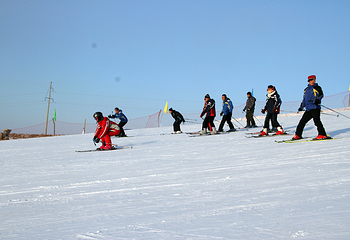 内蒙古乌兰哈达滑雪场第 3 张图片