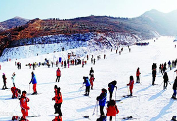 蟠龙山滑雪场第 3 张图片