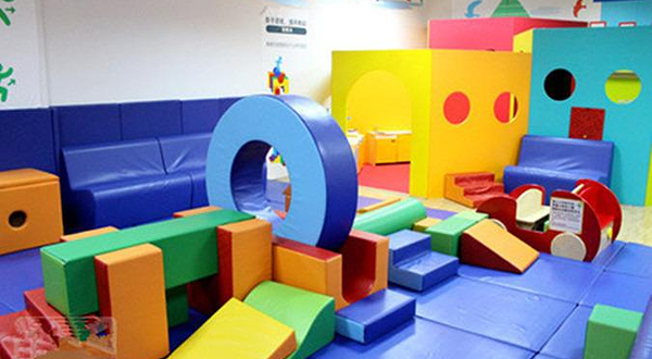 爱BABY大型室内亲子乐园