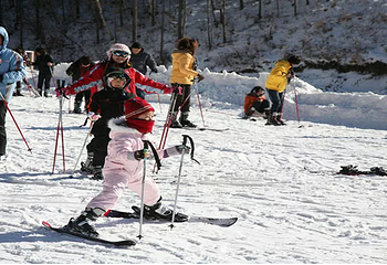 河南安阳七峰山滑雪场第 1 张图片