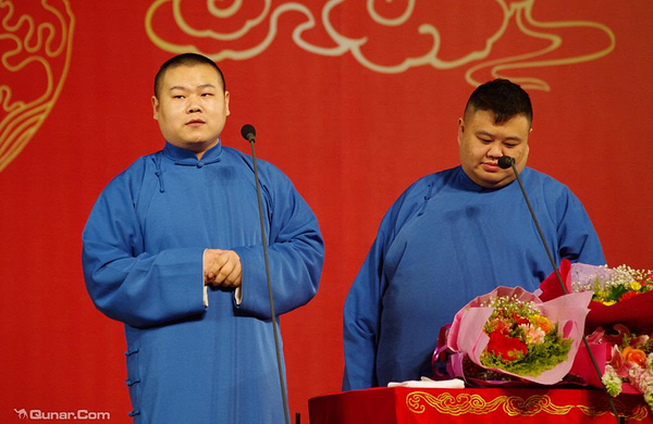 l北京德云社(广德楼戏园店)下午场和夜场二选一(中区茶座)