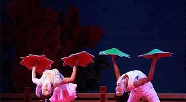 北京哩哏啷二人转大舞台