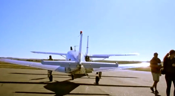 阿布洛霍斯群岛直升机空中飞行体验