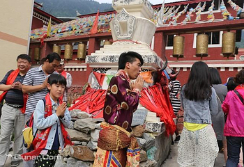 藏家特色风情体验第 2 张图片