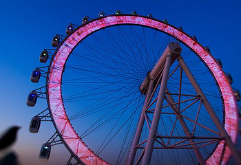 SKY RING 屋顶摩天轮第 4 张图片