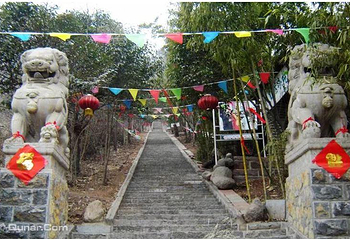 龟山景区(龟山望龙洞风景区)第 11 张图片