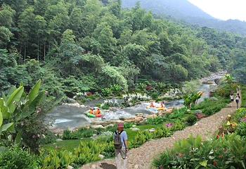 江西鹰潭圣井山景区第 15 张图片