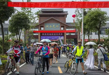 醉美西湖观光游乐园第 6 张图片
