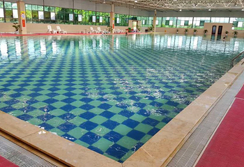 洪源池生态温泉度假村第 2 张图片