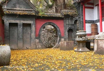 原山白石洞景区第 5 张图片