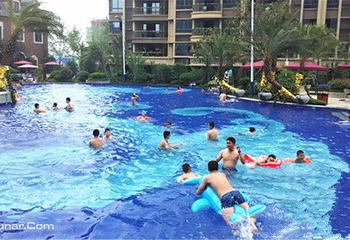 安庆碧桂园游泳馆第 2 张图片