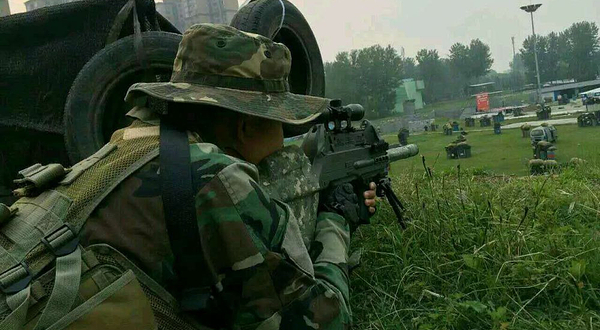 铁血阵地真人CS俱乐部