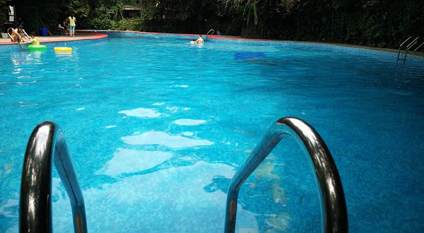 怡丰新城游泳池