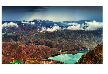 龙羊大峡谷悬崖览胜景区第 4 张图片