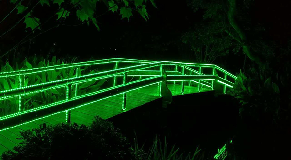 东莞龙湾之恋魔幻光影秀