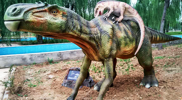 洛阳亚龙湾恐龙园