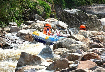 虎啸峡激流探险漂流第 15 张图片