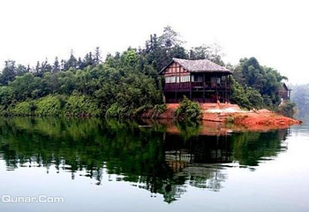 凤凰湖旅游景区第 6 张图片