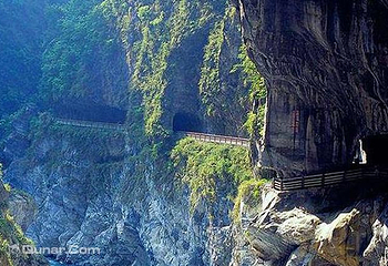 花莲太鲁阁峡谷观光第 1 张图片