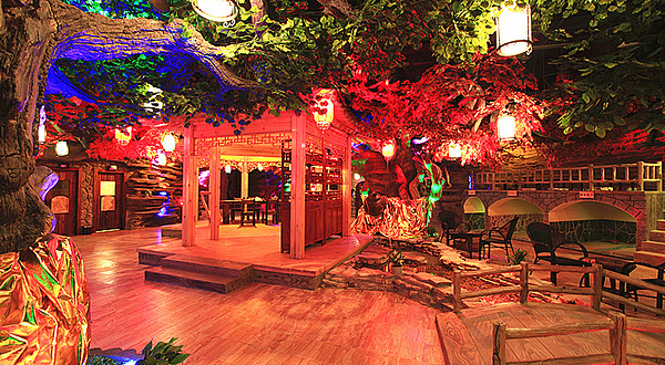 龙山汗蒸温泉水汇