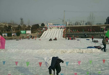 龙泉湖滑雪场第 3 张图片