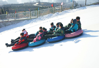 桃林沟滑雪场第 2 张图片