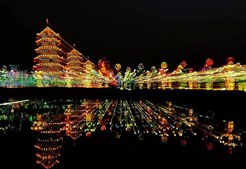 南京珍珠泉爱情城堡光影狂欢节第 1 张图片