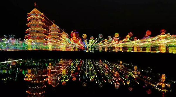 南京珍珠泉爱情城堡光影狂欢节