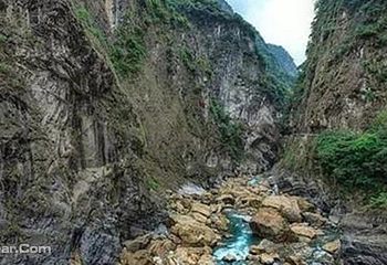 太鲁阁渓谷第 2 张图片