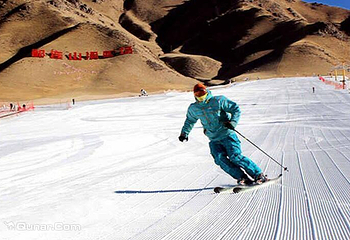 祁连山国际滑雪场第 8 张图片
