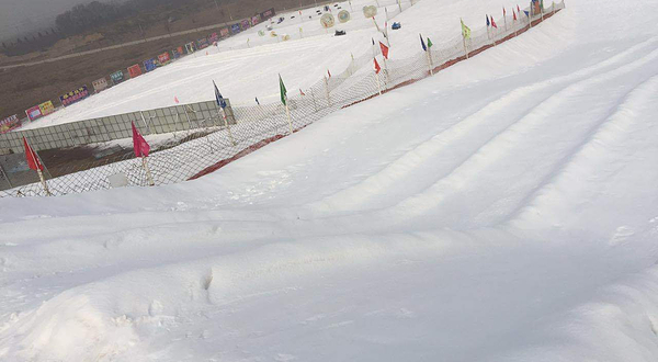 三连庄园冰雪嘉年华